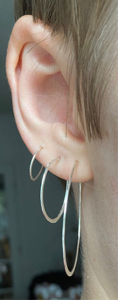 Medium Hoops